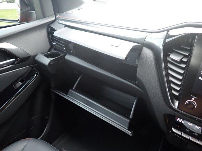 2025 Isuzu D-MAX X-TERRAIN