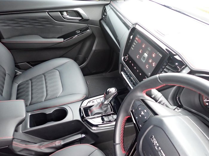 2025 Isuzu D-MAX X-TERRAIN