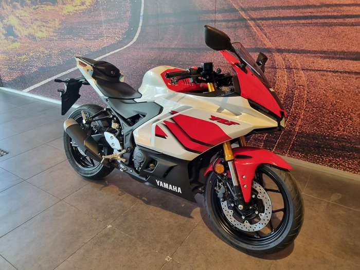2025 Yamaha YZF-R3 70th Anniversary R3 White