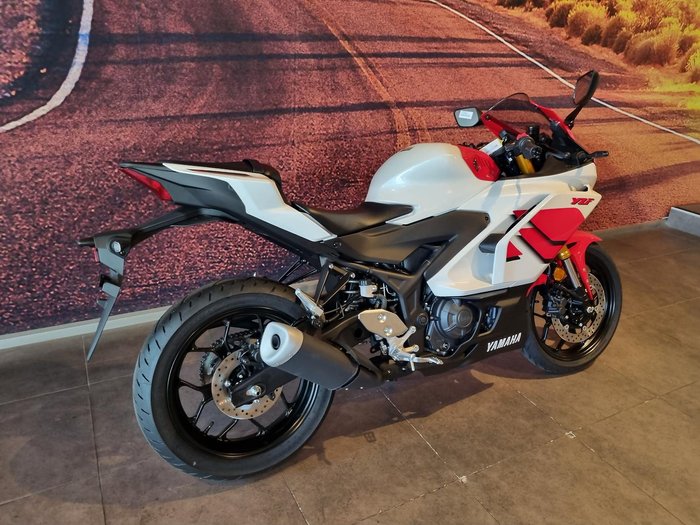 2025 Yamaha YZF-R3 70th Anniversary R3 White