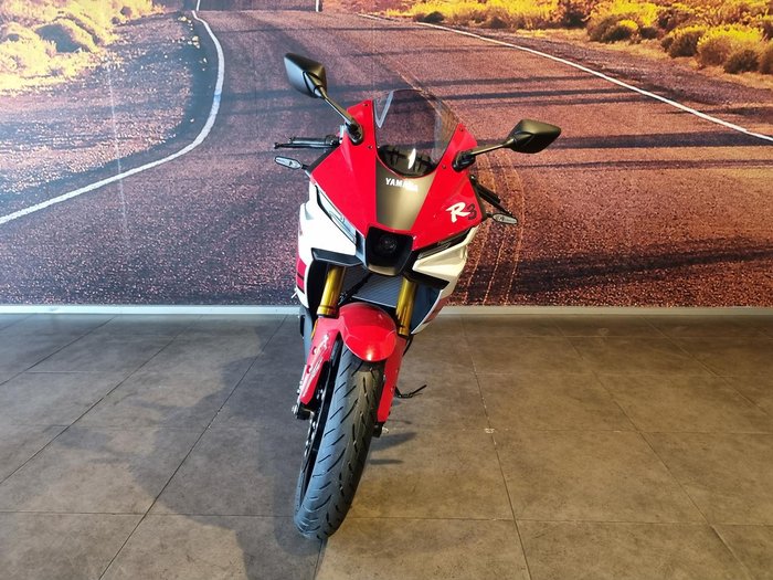 2025 Yamaha YZF-R3 70th Anniversary R3 White