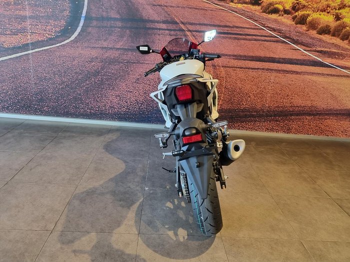 2025 Yamaha YZF-R3 70th Anniversary R3 White