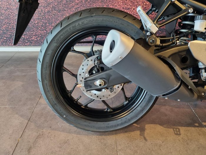 2025 Yamaha YZF-R3 70th Anniversary R3 White