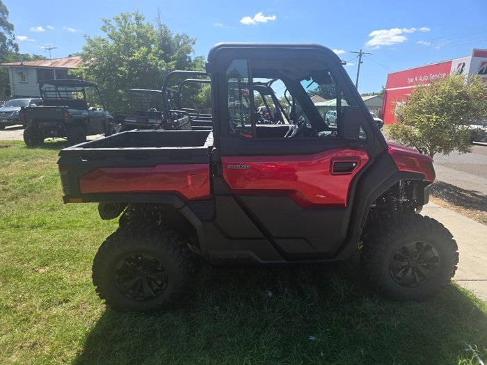 2025 CFMOTO 2025 CF MOTO 1000CC U10 Pro Highland Red