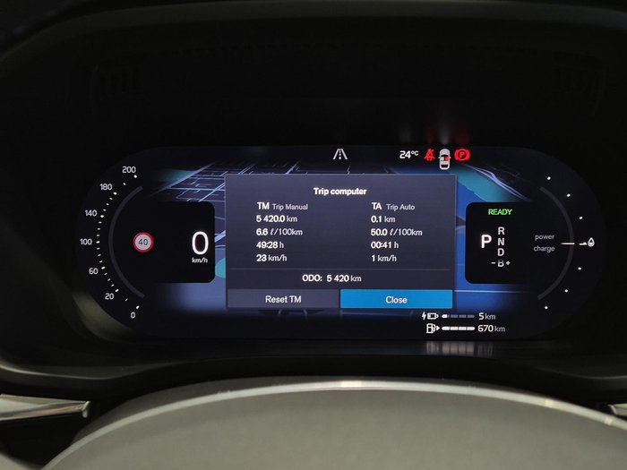 2025 Volvo XC60 Ultra T8 Plug-In Hybrid Dark