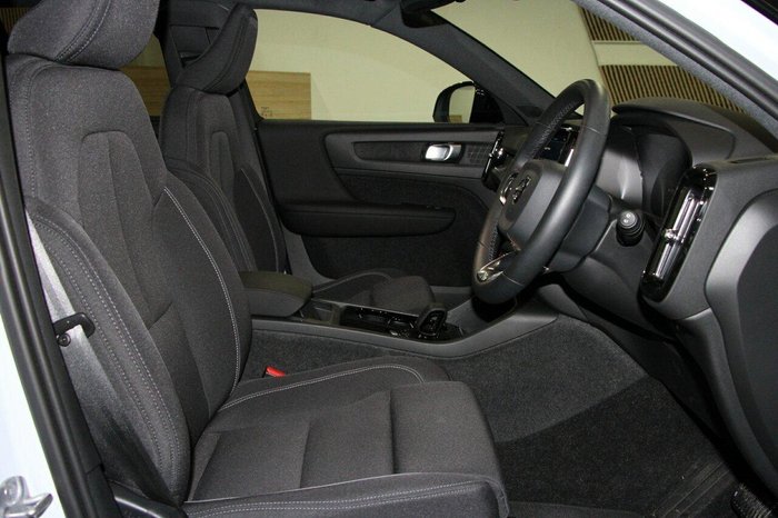 2024 Volvo XC40 Recharge Pure Electric