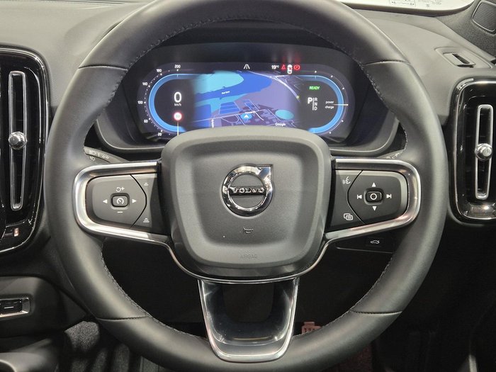 2024 Volvo XC40 Recharge Pure Electric