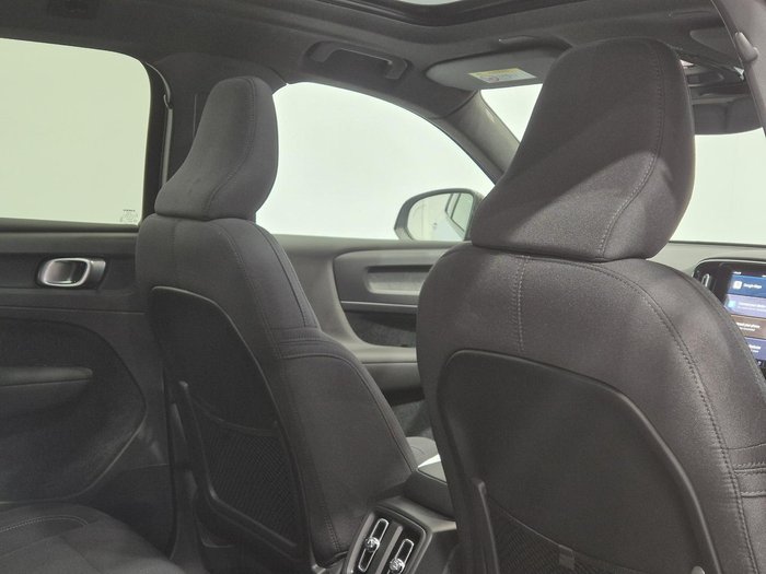 2024 Volvo XC40 Recharge Pure Electric