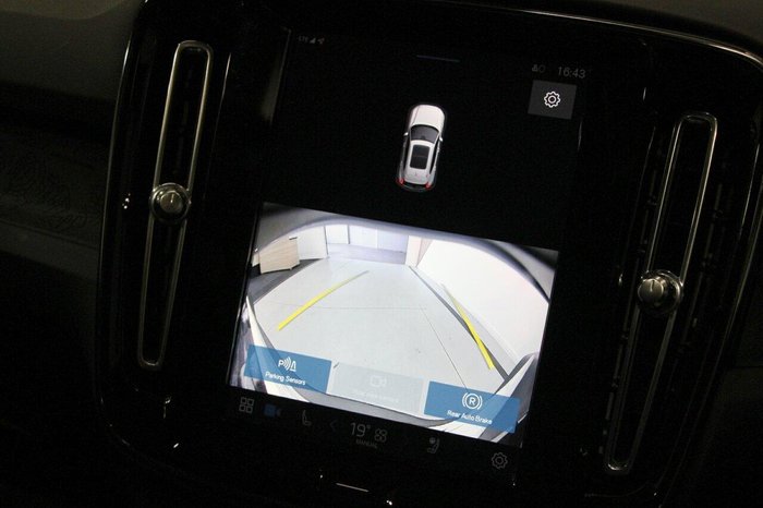 2024 Volvo XC40 Recharge Pure Electric