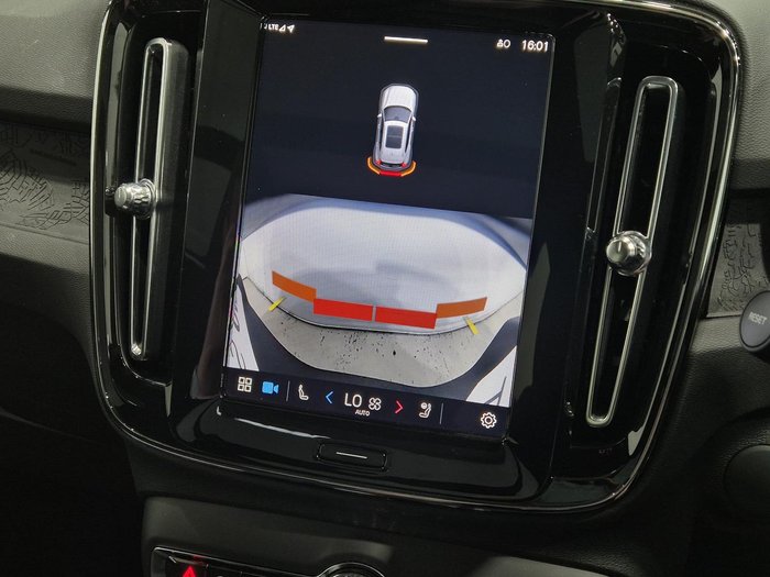 2024 Volvo XC40 Recharge Pure Electric