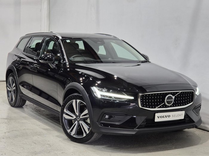2024 Volvo V60 Cross Country