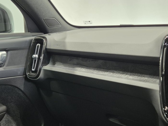 2024 Volvo C40 Recharge