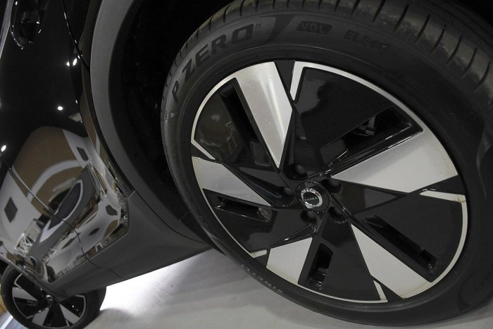 2024 Volvo C40 Recharge MY24 Onyx Black