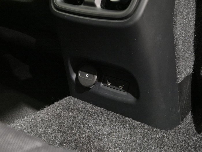 2024 Volvo C40 Recharge