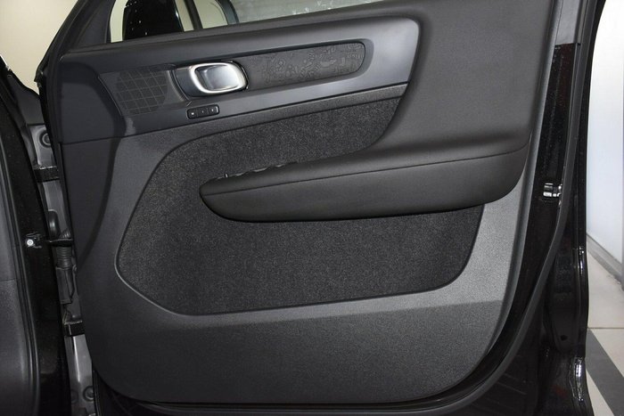 2024 Volvo C40 Recharge