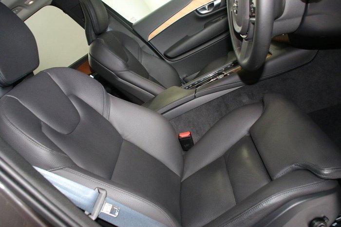 2024 Volvo XC90 Ultimate B5 Bright MY24 AWD Platinum Grey