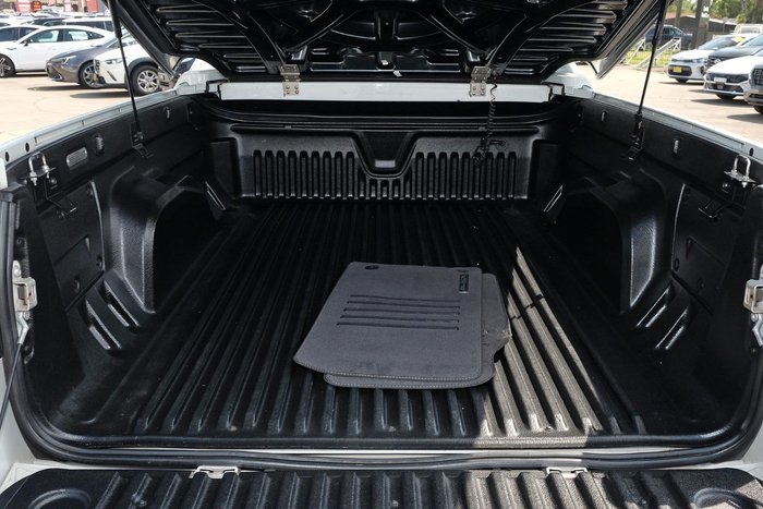 2016 Holden Ute SV6 Black