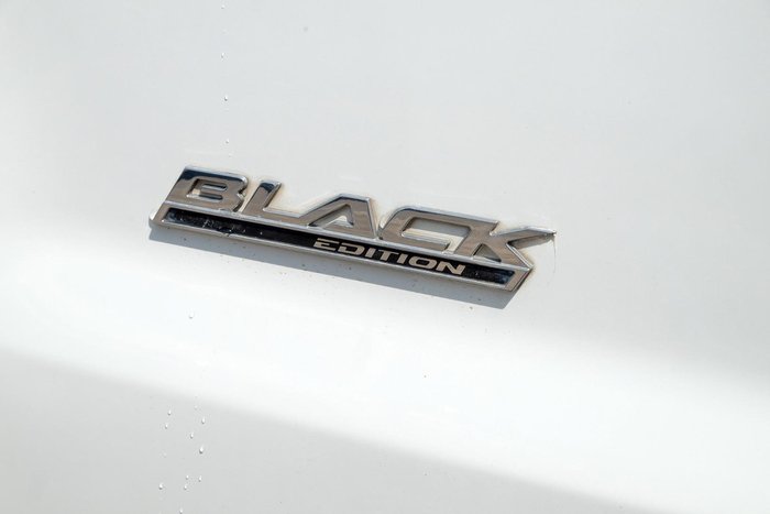 2016 Holden Ute SV6 Black