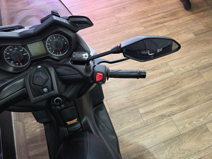 2019 Yamaha XMAX 300 (CZD300A) SILVER