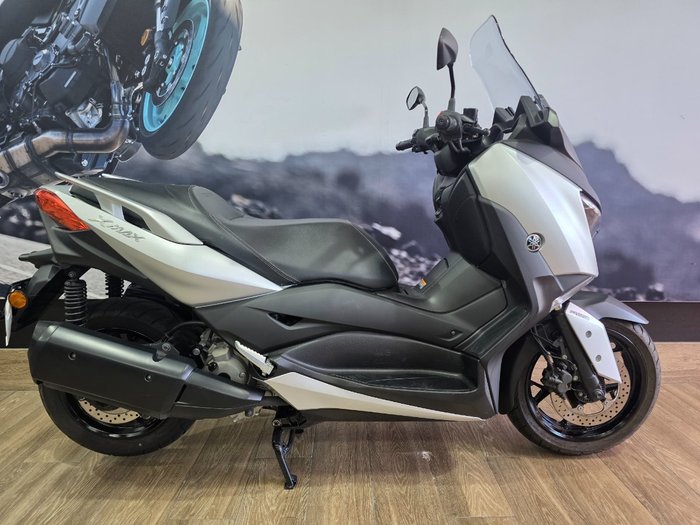 2019 Yamaha XMAX 300 (CZD300A) SILVER
