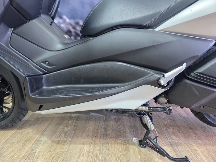2019 Yamaha XMAX 300 (CZD300A) SILVER