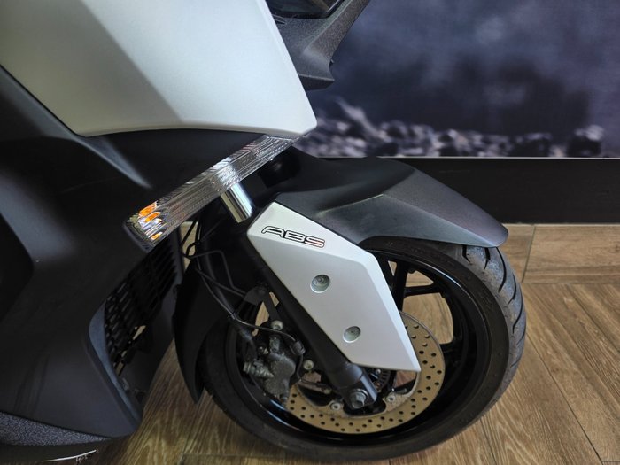 2019 Yamaha XMAX 300 (CZD300A) SILVER