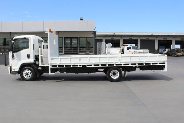 2011 Isuzu Frr500