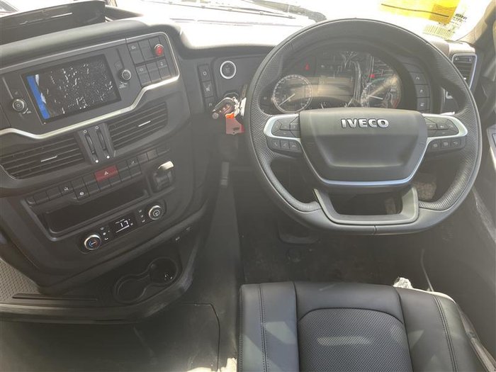 2024 Iveco S-Way AS700