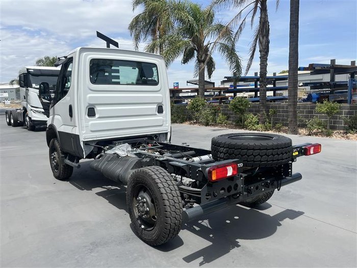 2025 Iveco Daily 70S18