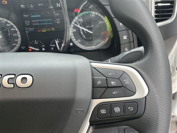 2024 Iveco S-Way AS230