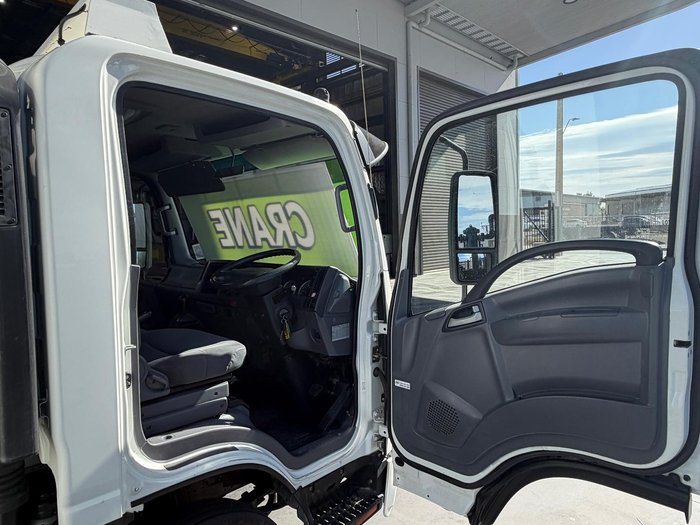 2013 Isuzu Npr 400 NPR 400