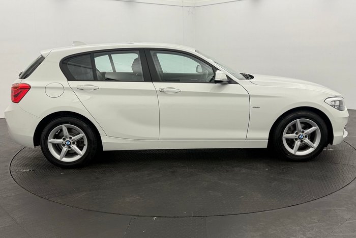 2017 BMW 1 Series 118i Sport Line