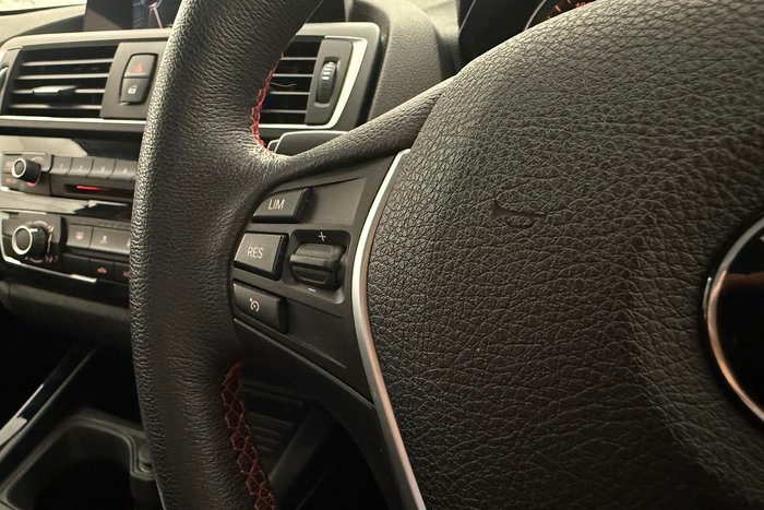 2017 BMW 1 Series 118i Sport Line