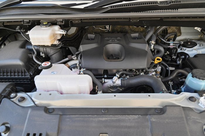 2024 Toyota Hiace GDH300R French Vanilla