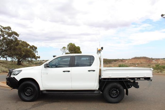2021 Toyota Hilux SR