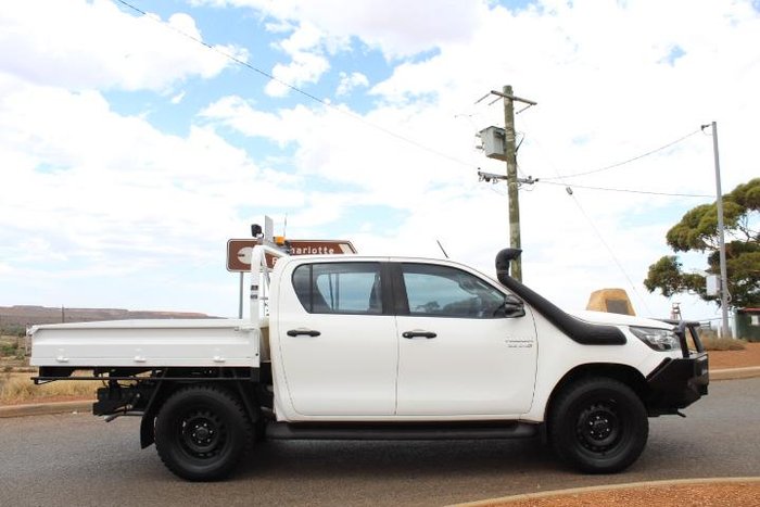 2021 Toyota Hilux SR