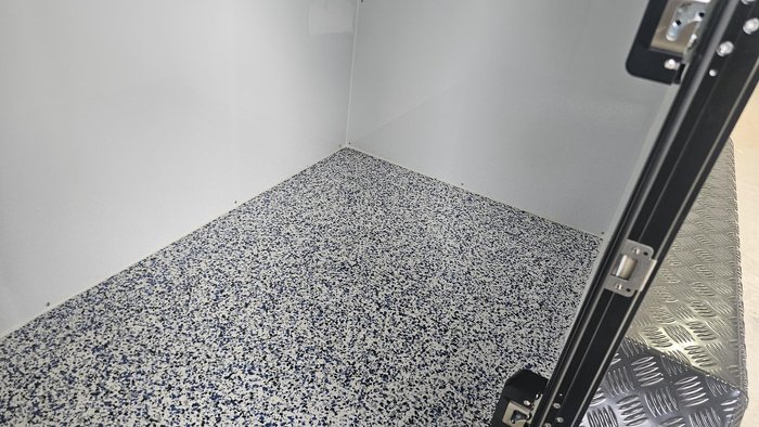 2025 McNeill 8 Berth