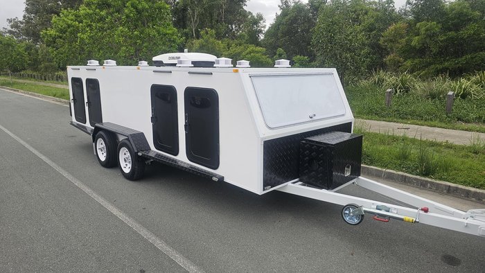 2025 McNeill 8 Berth