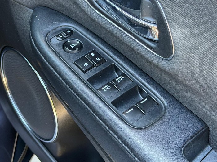 2019 Honda HR-V VTi-S MY19 Ruse Black