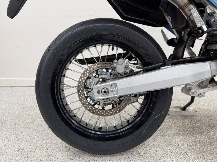 2025 Suzuki 2025 Suzuki 400CC DR-Z400SM Enduro grey