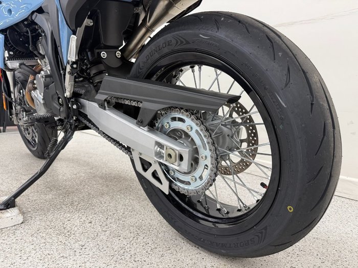 2025 Suzuki 2025 Suzuki 400CC DR-Z400SM Enduro grey