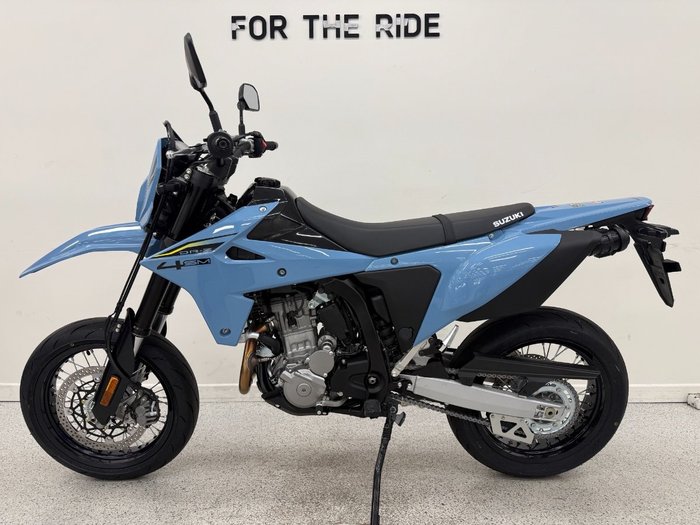 2025 Suzuki 2025 Suzuki 400CC DR-Z400SM Enduro grey