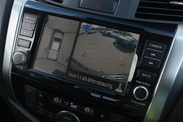 2023 Nissan Navara ST-X