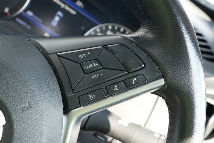 2023 Nissan Navara ST-X