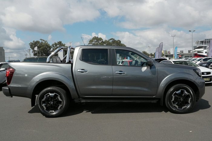 2023 Nissan Navara ST-X