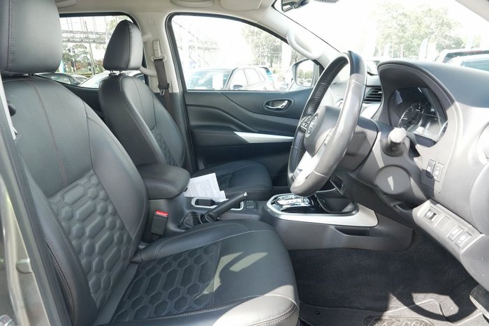 2023 Nissan Navara ST-X