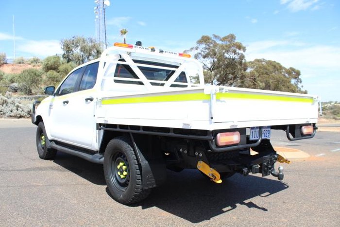2021 Toyota Hilux SR