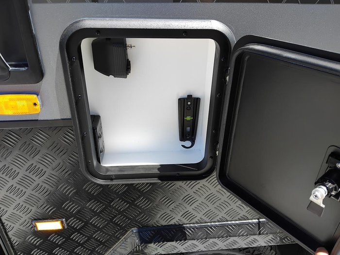 2025 Cadillac RV Hermes Family Double Bunk Van