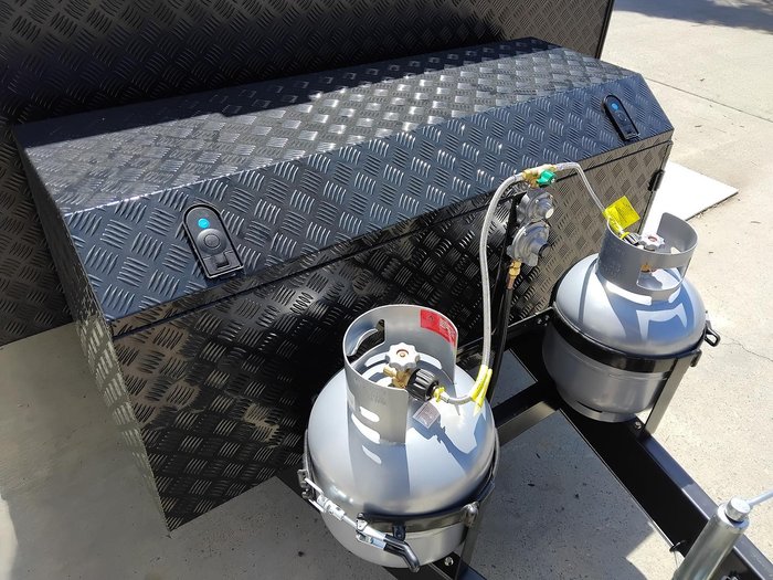 2025 Cadillac RV Hermes Family Double Bunk Van