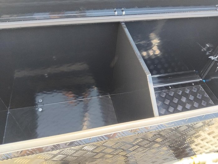 2025 Cadillac RV Hermes Family Double Bunk Van